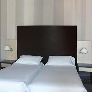 Economy Kamer met Twee Aparte Bedden